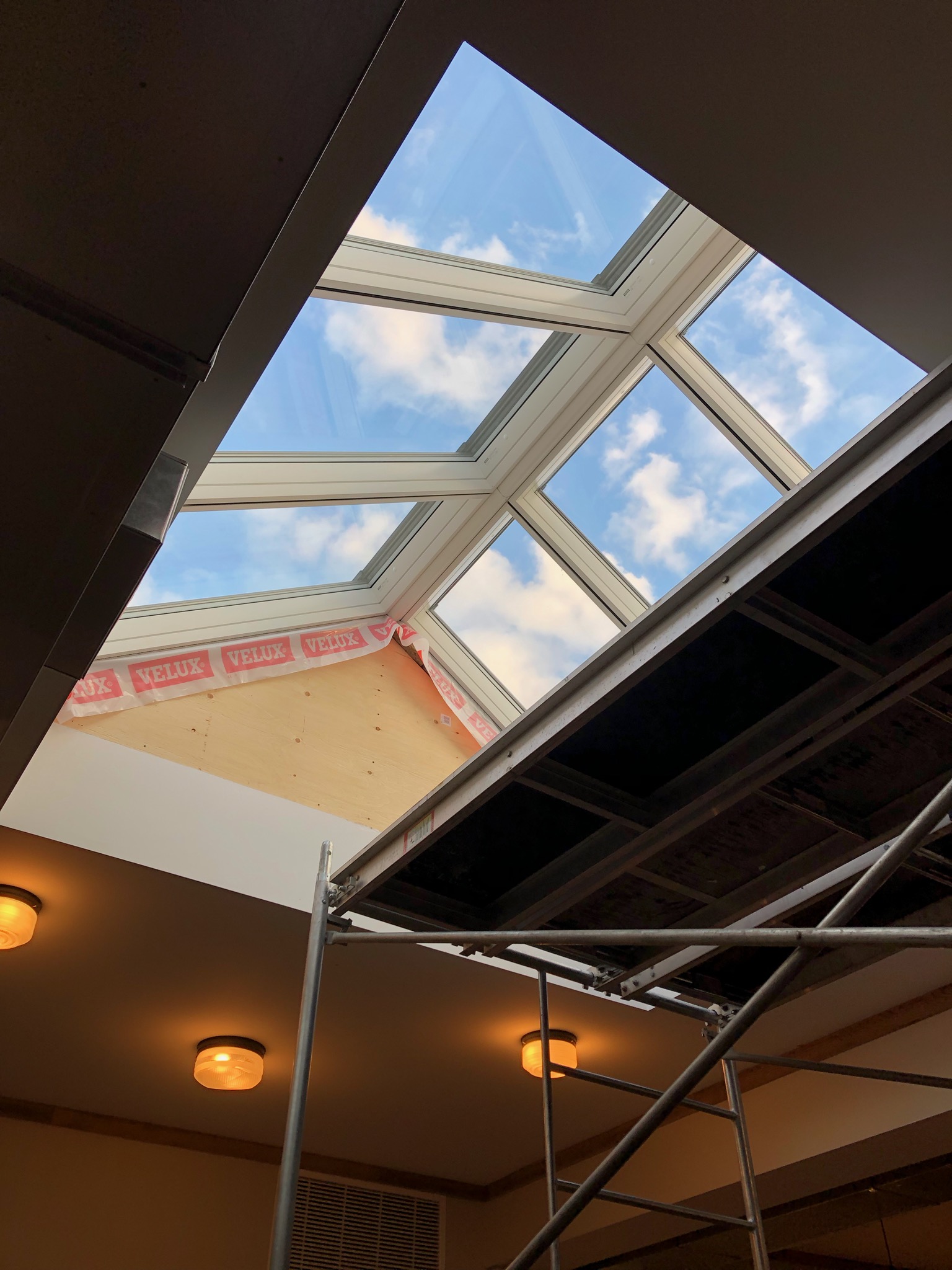 skylights-sun-tunnels-essential-flat-roofing-services